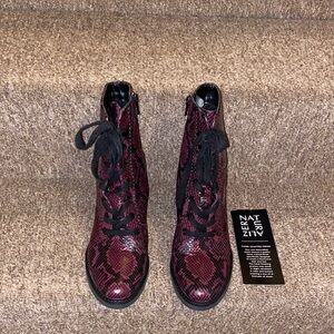 ❤️🖤🩷NWT Naturalizer Genuine Leather Snakeskin Lace-Up Boots - Hand Crafted
